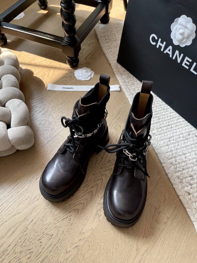 Chanel 25K new thick-soled Martin boots! Premium version! Pre-sale. Cowhide uppe