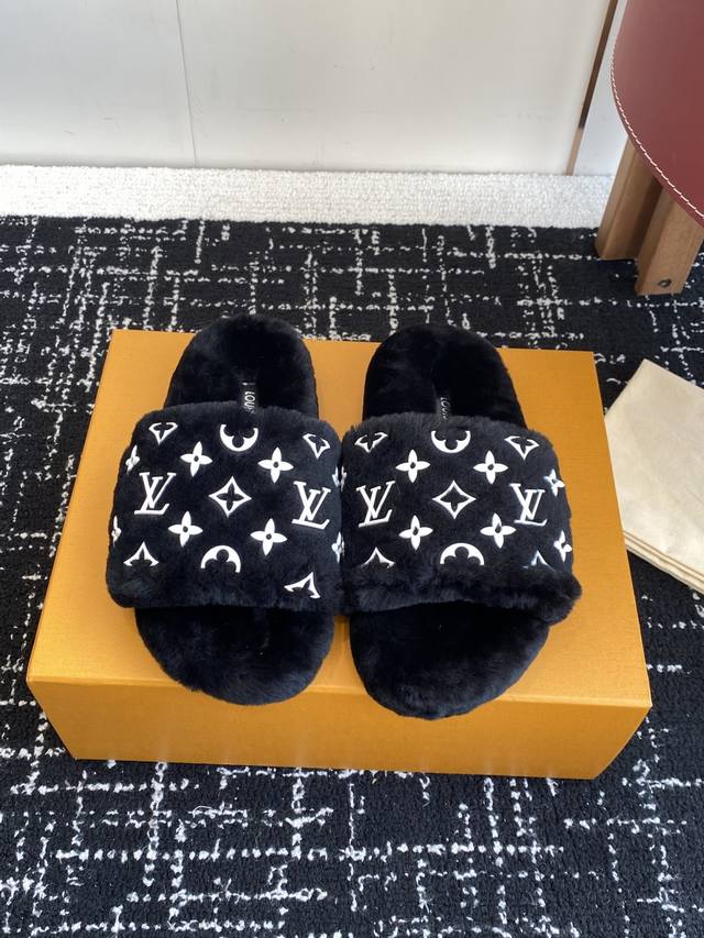 Louis Vuitton Ss 25 New Arrival~ L's 25 Autumn and Winter Flat Wool Slippers New