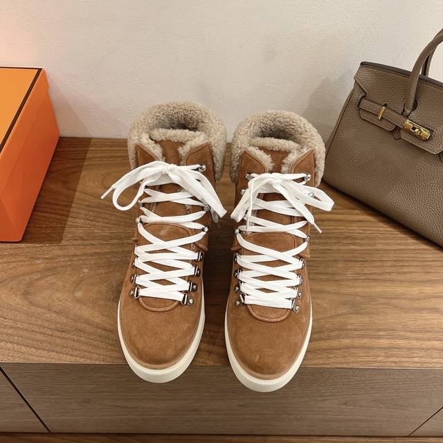 Hermes 25Ss new fall/winter boots from Dongguan! Classic boot shape with British
