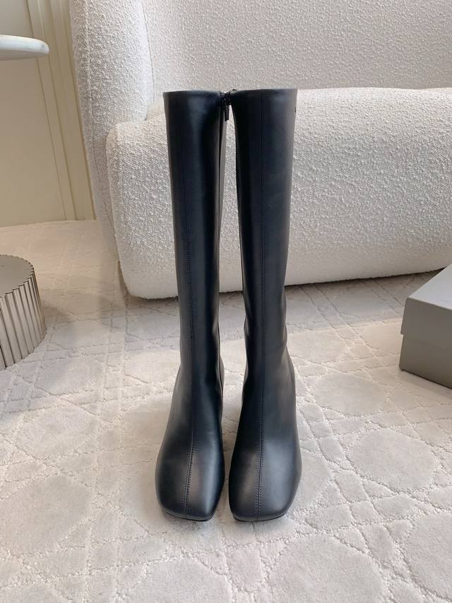Factory Price: P Balenciag* Newest Chunky High Heel Boots. Cool and handsome sma