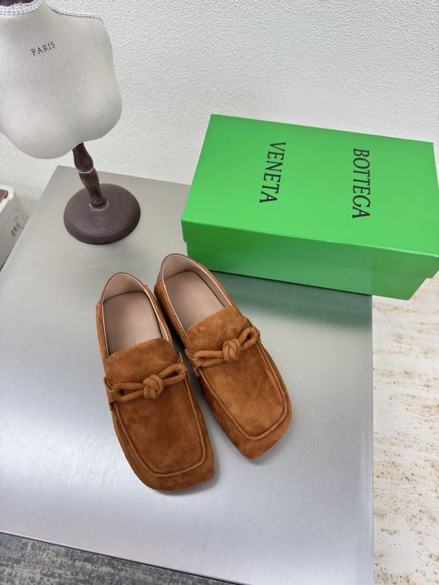 Bv Daddy loafers for men and women. Super comfortable, double-layered, Bottega V