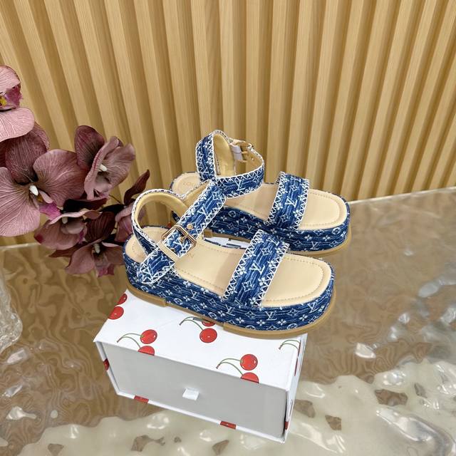 Exclusive new, top-of-the-line version of these Louis Vuitton hemp rope platform