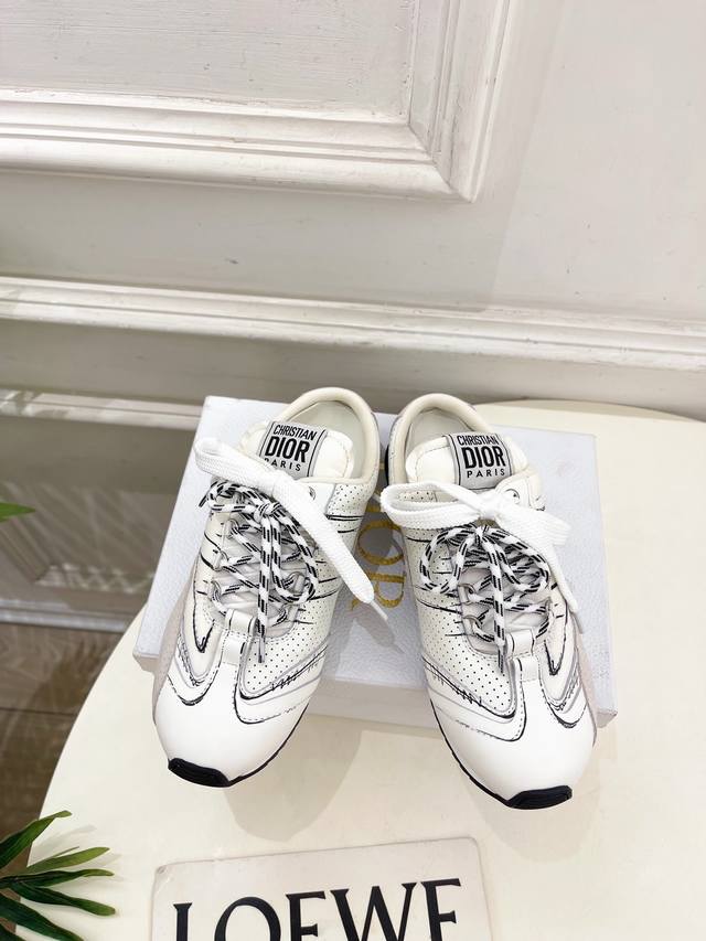 Dior 25 Spring/Summer new arrivals, premium edition. New D-Sketch casual slipper