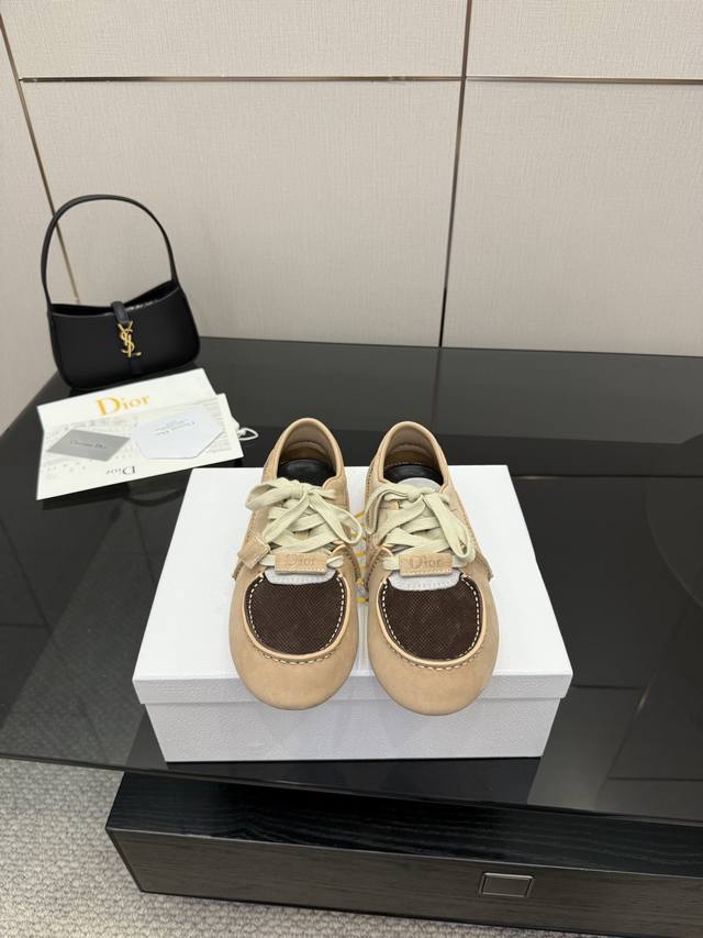 a premium low-top Dior couple's pair, exclusively released with a mold. This ori