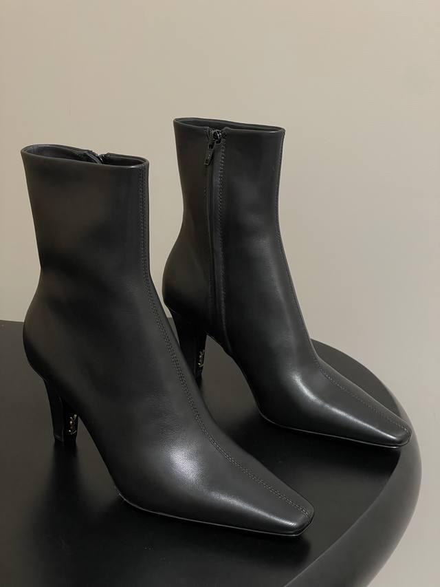 Top-quality Saint Laurent Fw25 New Arrival ~ YSL Saint Laurent 2025 Fall/Winter