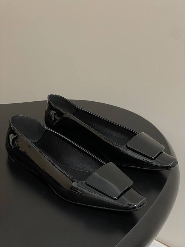 Top-quality Saint Laurent Fw25 New Arrival ~ YSL Saint Laurent 2025 Early Fall n