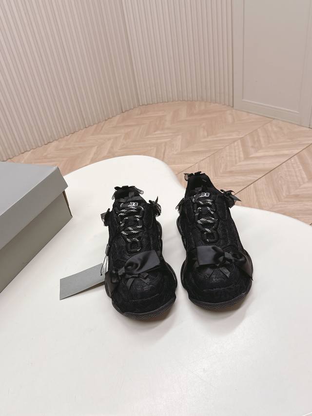 New top-quality fabrics with cute bows / Balenciaga dad shoes in new colors. Ma