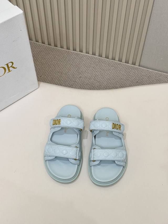 Hot Price: Light blue embroidered Dior classic sandals. These Dioract sandals in