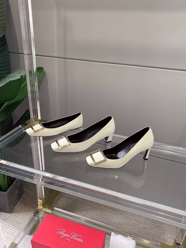 Factory Price P Roger Vivie* Classic Square Buckle Shoes Top Quality! Upper Impo