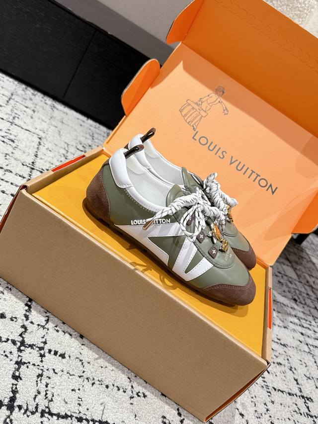 buckle + P80 couple's pair, premium quality, Donkey's latest Sneakerina series b
