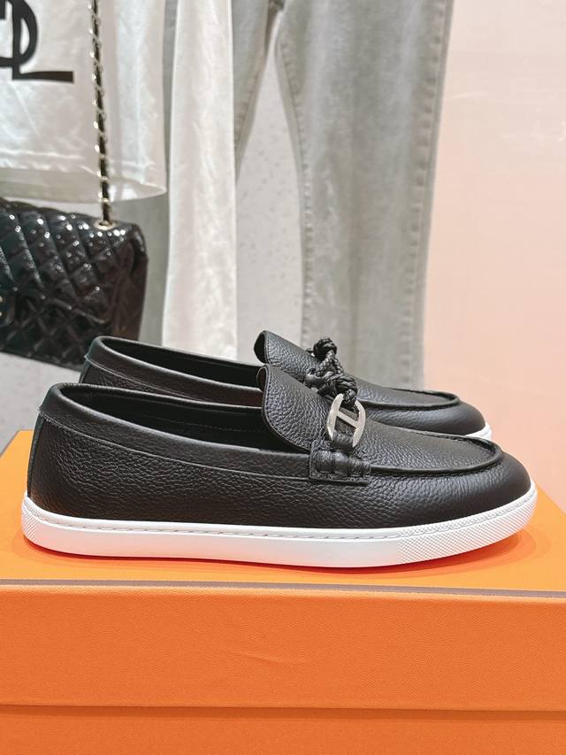 the latest classic loafer from H-brand, available for both men and women! Featur