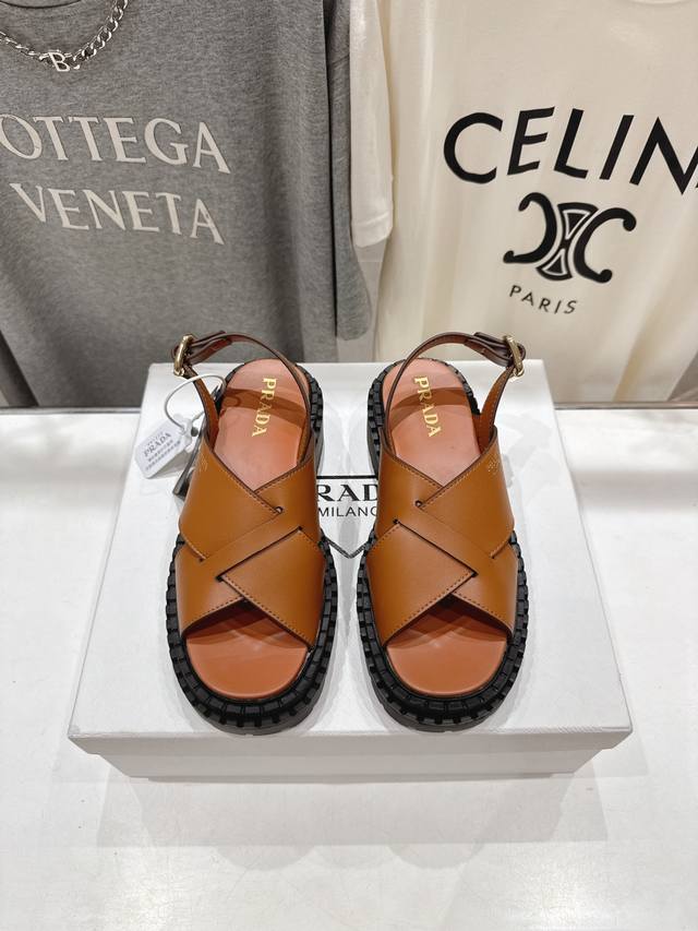 high version factory Prada 2025Ss new summer retro style beach thick-soled sanda
