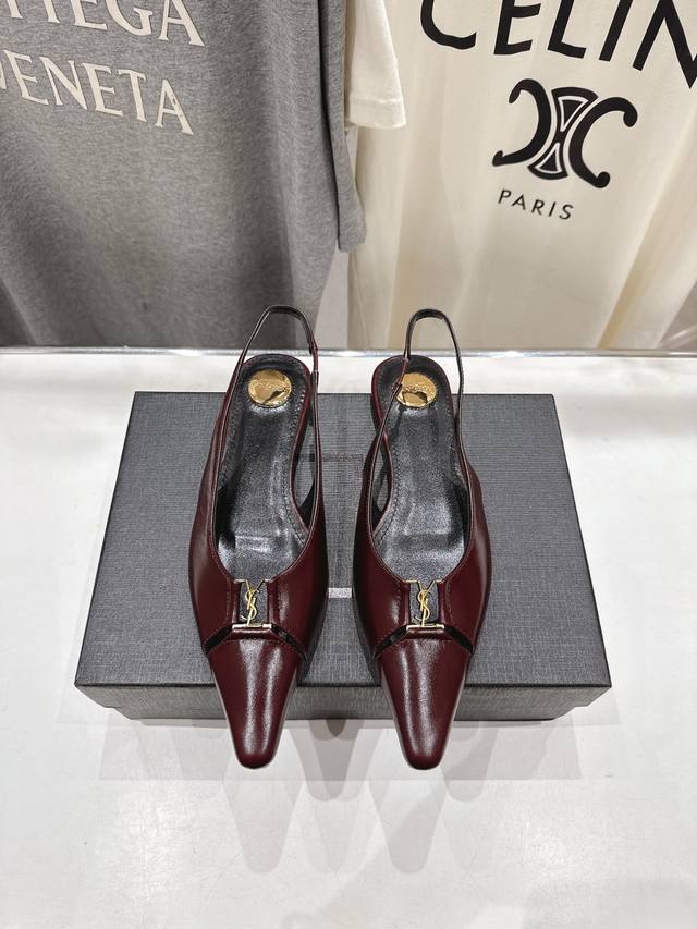 High-Release Saint Laurent YSL 25Ss Early Fall Hot New Flats! The classic Cassan