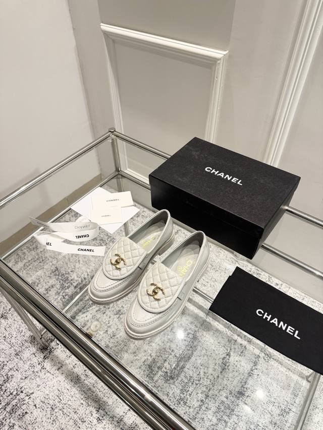 Top Edition: Chan*L, the latest 25C loafer counter model. Development was based