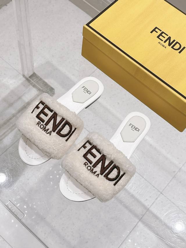 Premium Edition: Fendi's new fall/winter 2025Ss furry flat slippers are truly fu