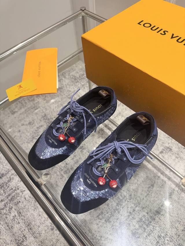 Premium Edition: Couple's Style with Buckle Detail. Louis Vuitton's latest Sneak