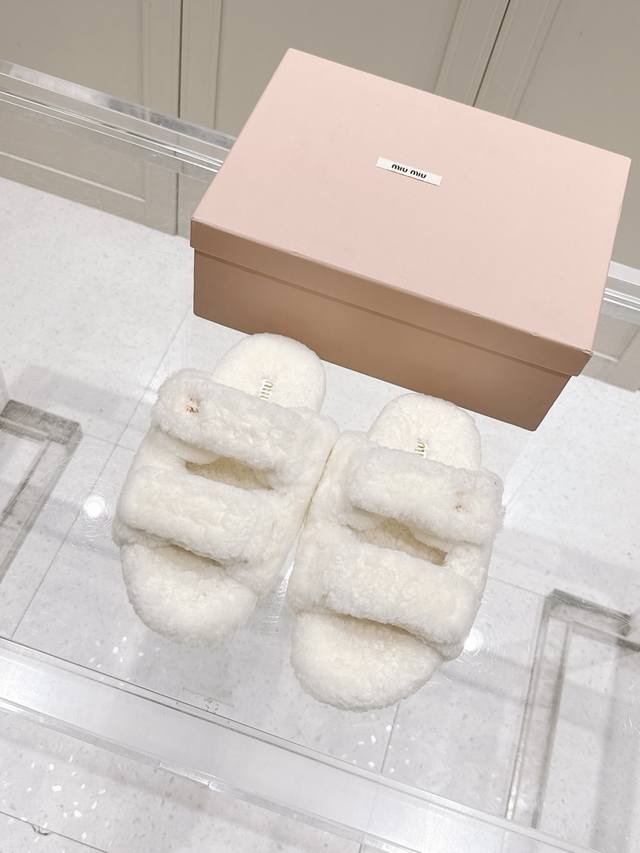 Top version: Miumiu*Miumiu thick-soled 2025 new British style wool shoes Le cott