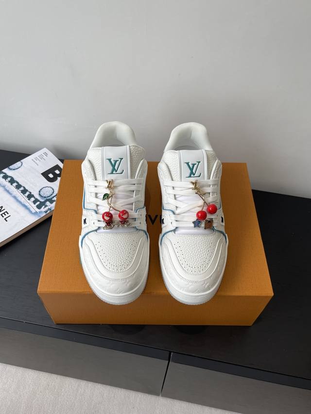 Accessories 120 Brand New Lv Tarine Louis Vuitton sneakers and skateboard shoes