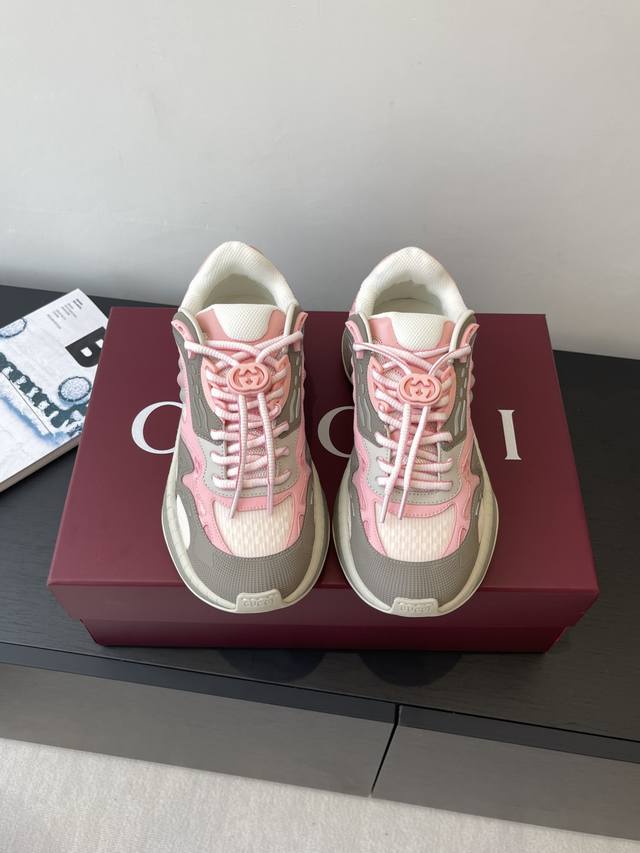 Premium Edition Women's Gucci 2.0, the latest couple's style dad sneaker. This r