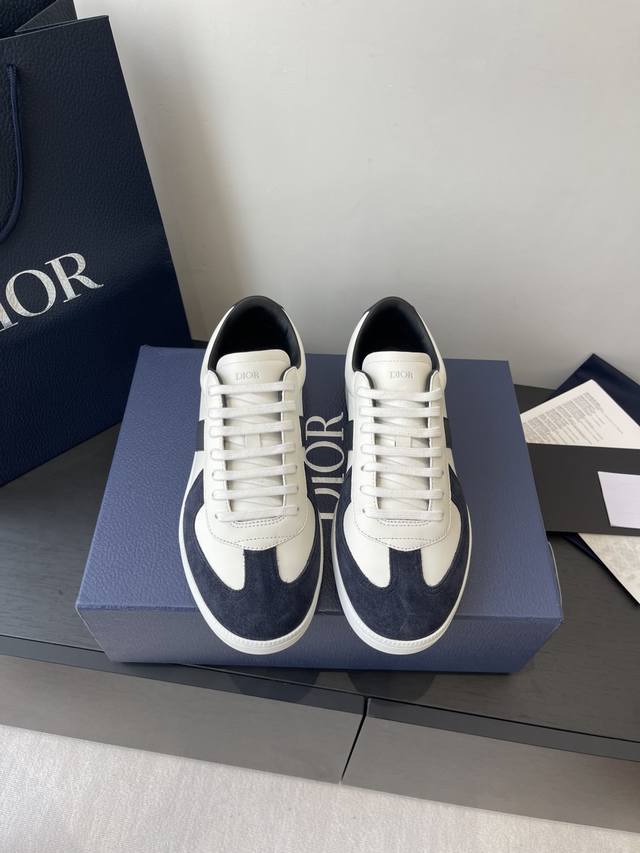 Premium Edition Dior 25Ss New B01 German Training Shoes, a couple's pair. The to