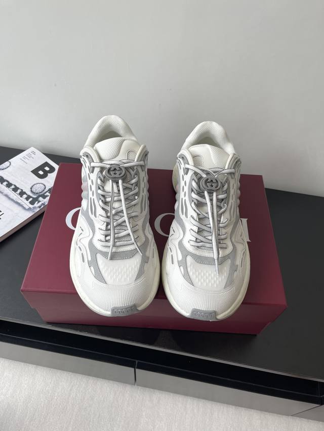 the top-tier version for both men and women, the Gucci 2.0, the latest couple's