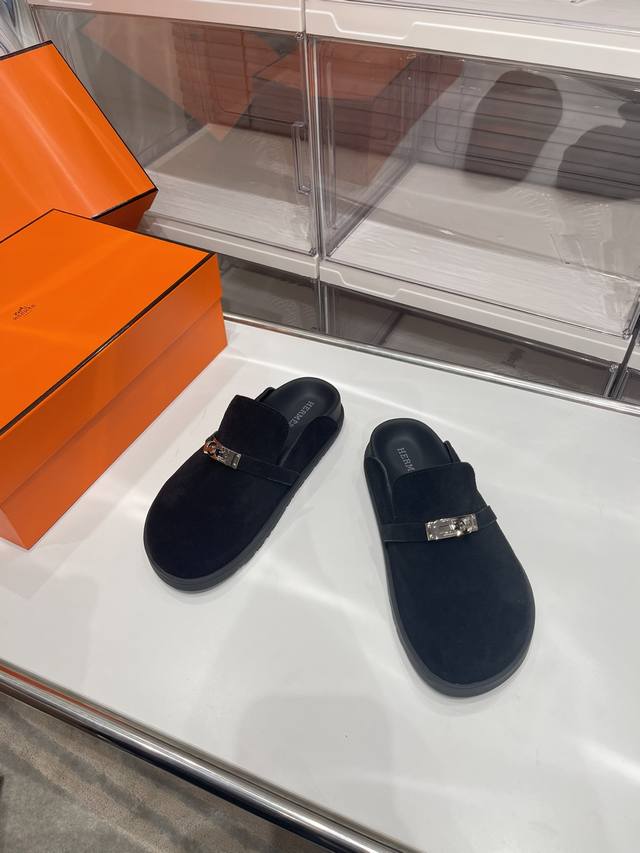 Men's Size 10 Herm