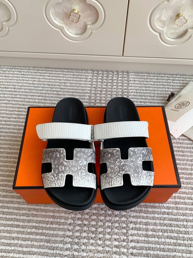 New color Hermes H family Chypre series Velcro Erjiu slippers. Top quality upper