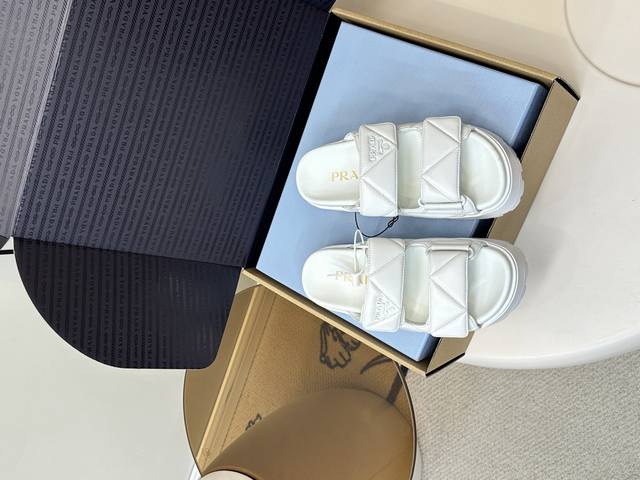 Premium Original Box + 20 Prada