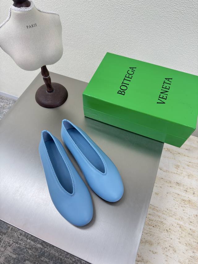 Bv Rosa ballet flats, light blue. Color may vary in photo, but the actual color