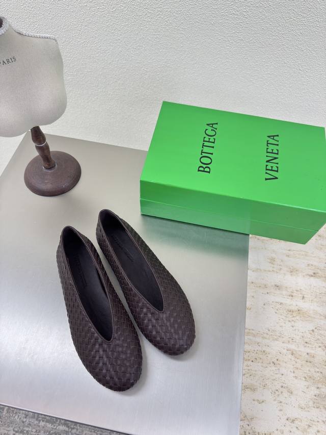 Hand-woven Bv Rosa ballet shoes, 3mm & 6mm, comfortable and soft. Single shoe se
