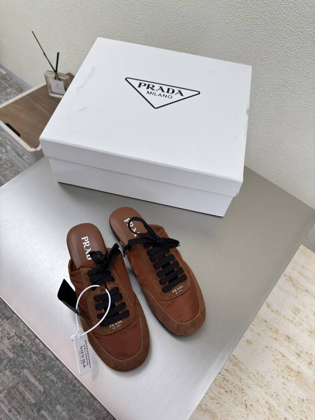 Hot-selling trendy sneakers in 11 colors, the most diverse online. Prada brown a