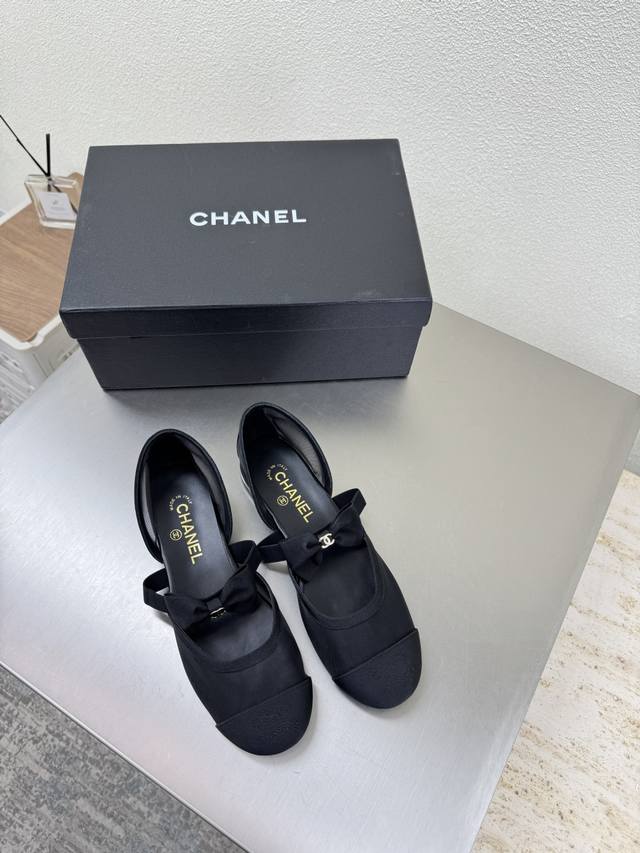 Chanel Hollow Bow 25Ss Early Fall Single Shoes Mary Jane Chanel Flats with 3D Em