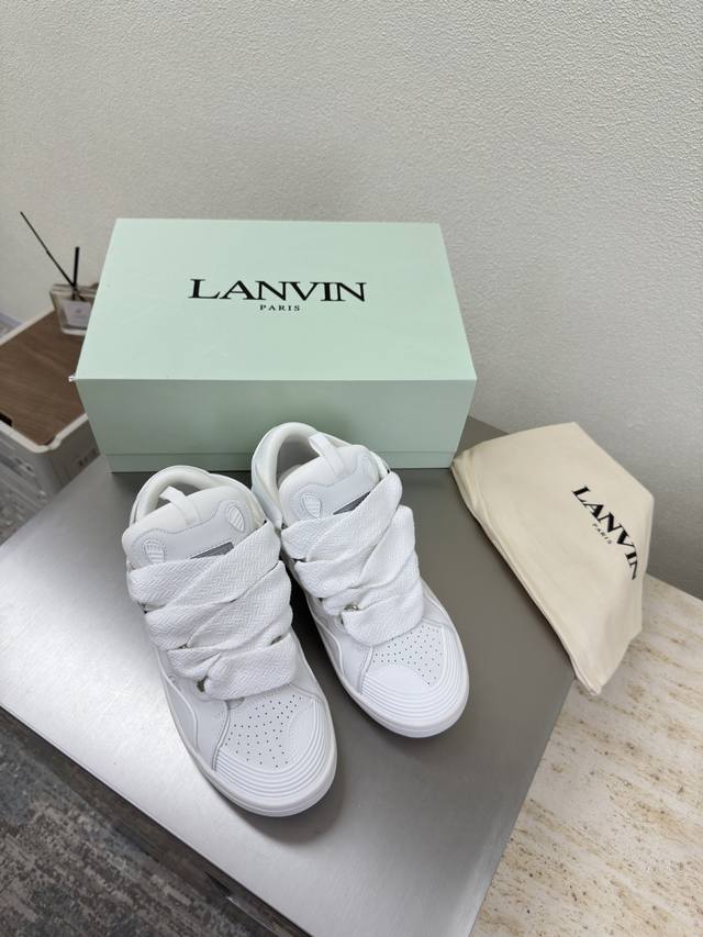 Lanvin, all colors, high volume version, 380 white. I've seen so many flat shoes
