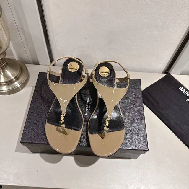 Ysl thong wedge sandals (2025 new edition) Khaki patent leather Heel height 4.5c