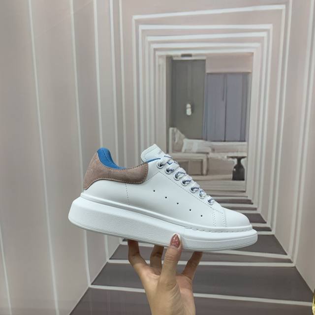 Professional McQueen factory P. Top version. Couple's version: Alexander Mcqueen