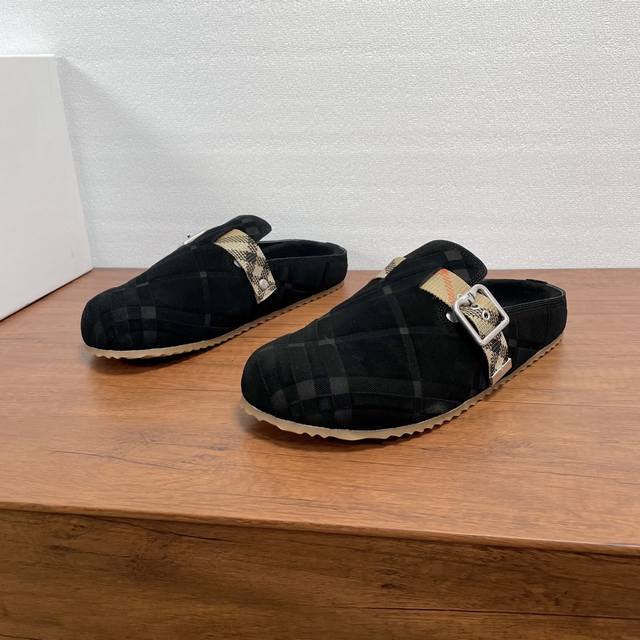 Burberry's new men's plaid leather Urchin half-slippers DDD. These half-slippers