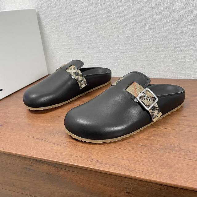 Burberry's new men's plaid leather Urchin half-slipper DDD. This half-slipper sa