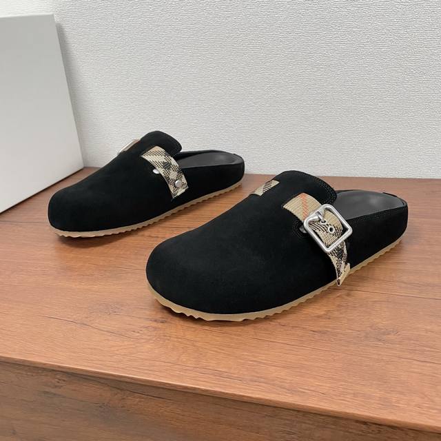 Burberry's new men's plaid leather Urchin half-slipper DDD. This half-slipper sa