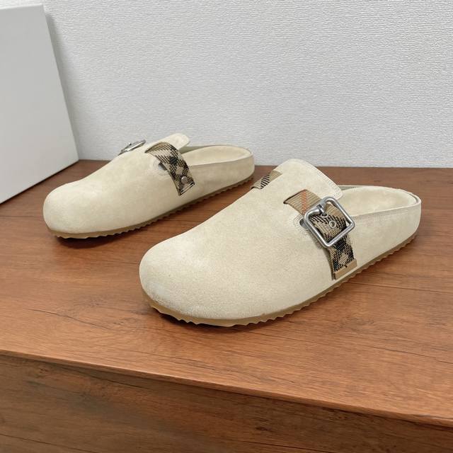 Burberry's new men's plaid leather Urchin half-slide DDD. This half-slide sandal