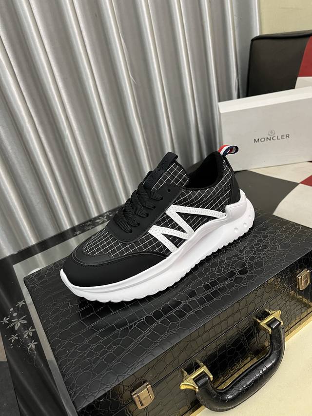 Factory Price: Moncler, same high-quality men's shoes as the official website M