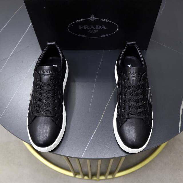 Factory price Pp: Brand: Prada Standard size: 38-44 45 Customized Grade: Same a