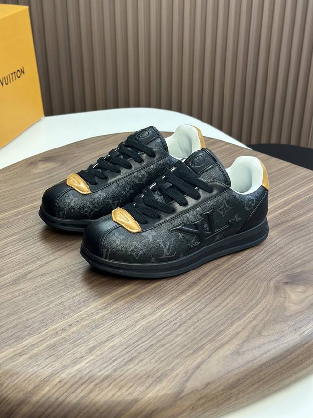 Lv - Louis Vuitton - Classic runway style, 1:1 replica of the original! Extremel