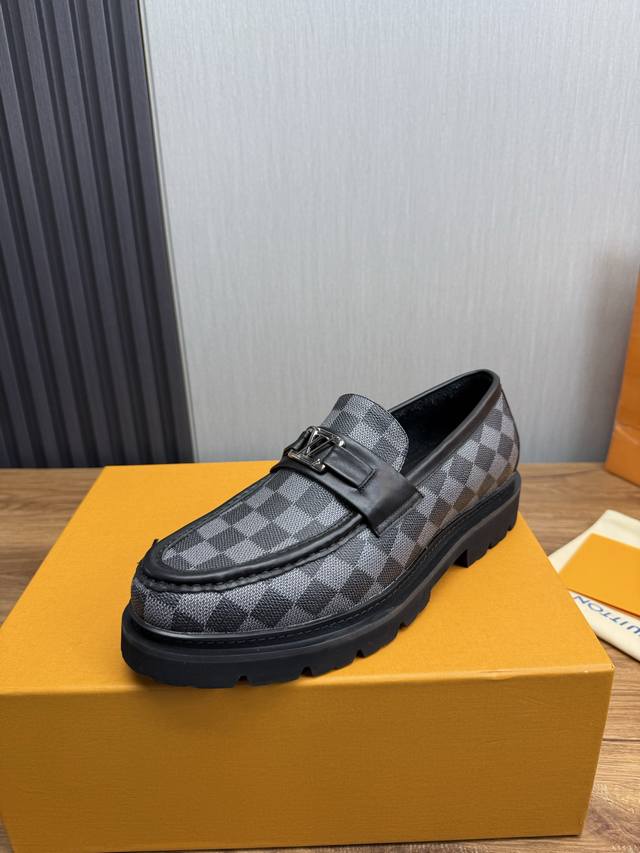 Factory Lv. Men's business casual leather shoes, all made of imported original