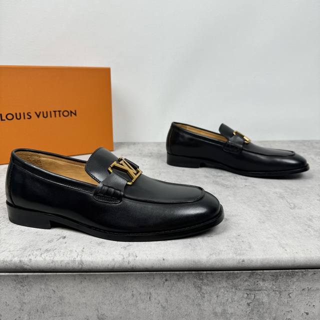 Louis Vuitton Lv Major series loafers for men are shipping! Imported fetal cowhi