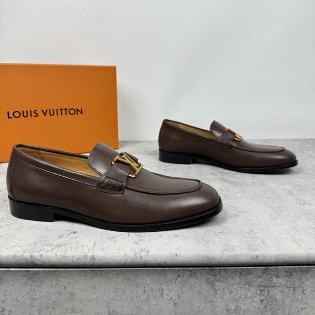 Louis Vuitton Lv Major series loafers for men are shipping! Imported fetal cowhi