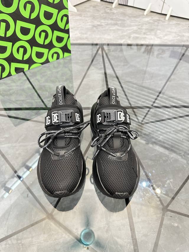 Price: P Product Brand: Dg Dolce & Gabbana* Low-top Casual Shoes Regular Sizes: