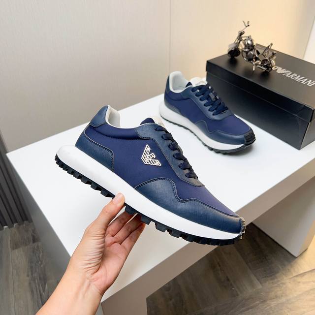 Factory Price Men's Sports Shoes Original Armani] Armani casual sports shoes: 1