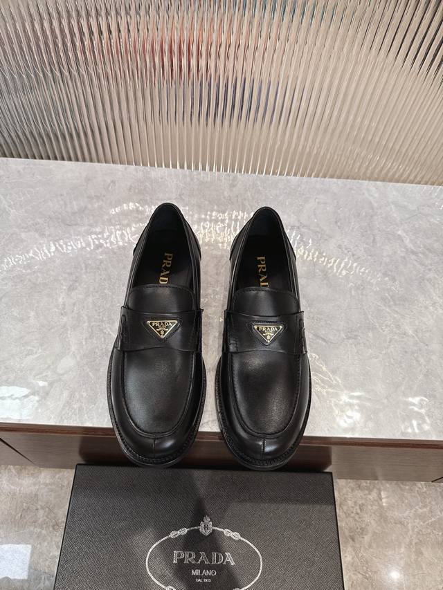 Factory Price Men's Sports Shoes, Original Prada New Men's Slip-On Loafers, Shi