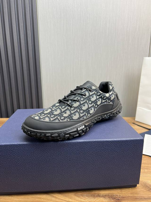 Factory Price Men's Sports Shoes Original Dior Men's Classic Hot Selling Import