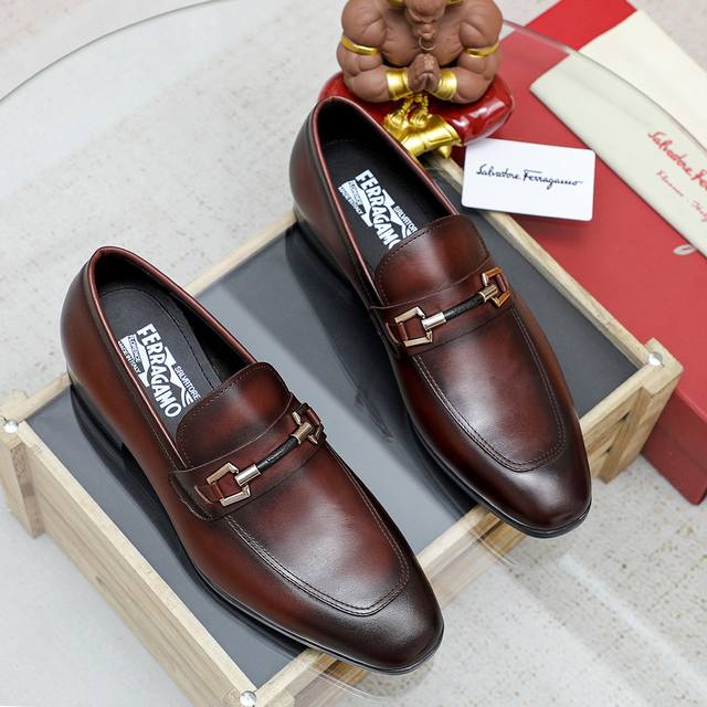 Factory Price Men's Shoes, Original Ferragamo Men's Casual Slip-On Shoes, Made
